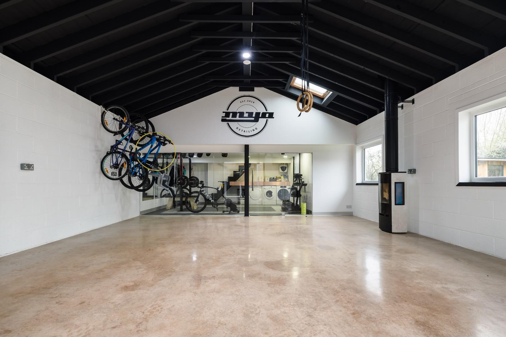 Watts & Brynteg Farm, Llanharry, Pontyclun, Rhondda Cynon Taff